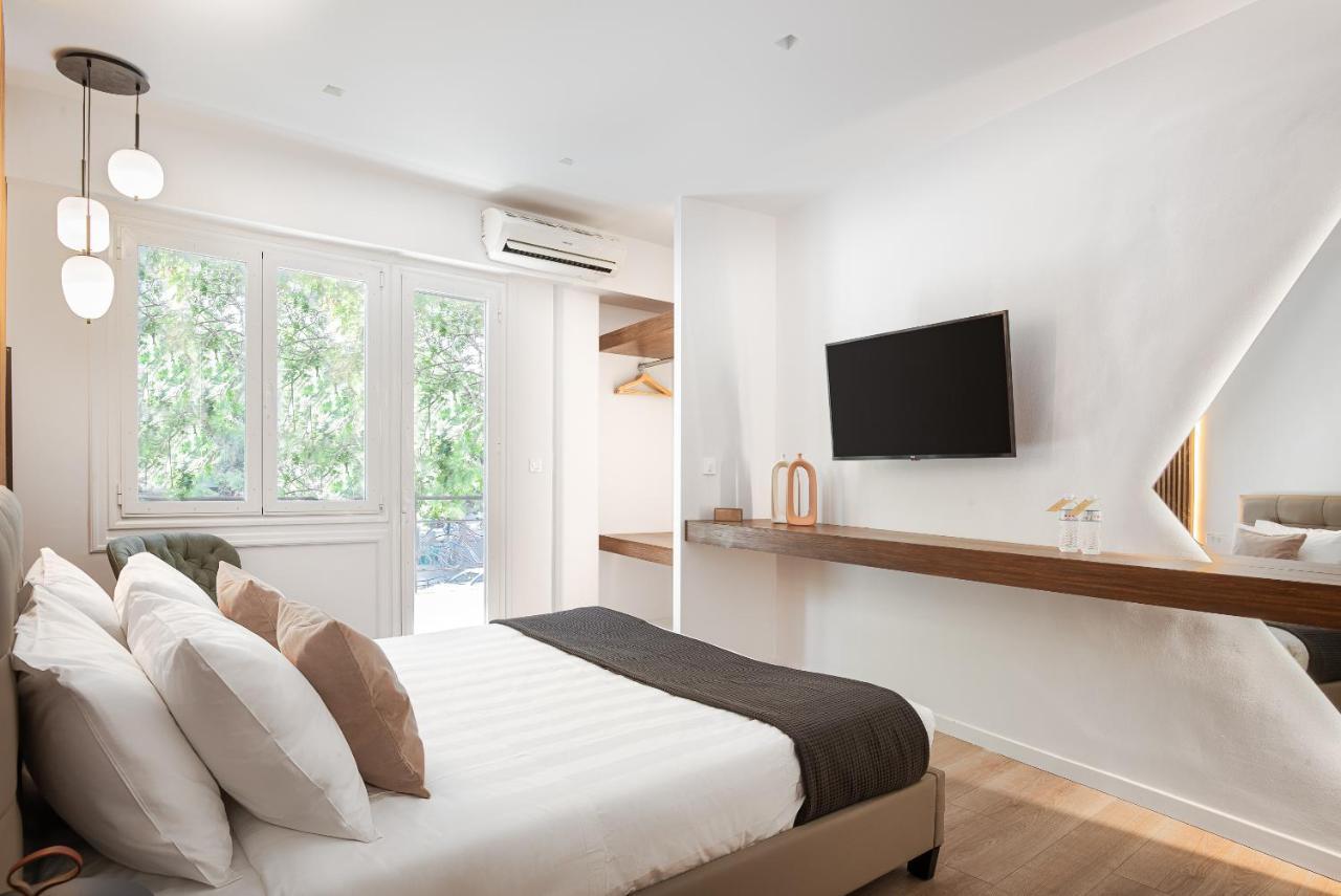 Acropolis Holmes Residence Athena Bagian luar foto