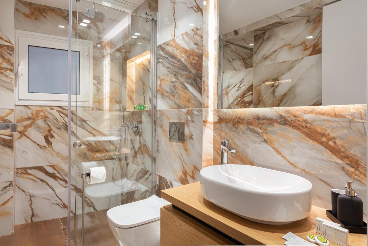 Acropolis Holmes Residence Athena Bagian luar foto