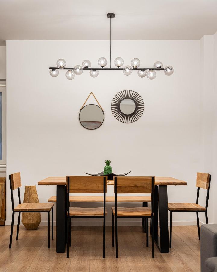 Acropolis Holmes Residence Athena Bagian luar foto
